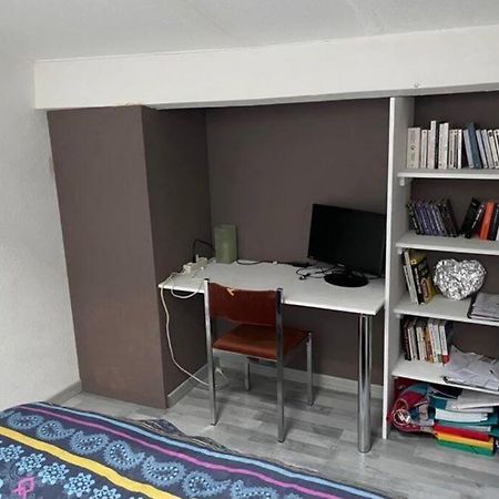 Joli Duplex En Centre Ville De 40M2 Climatise Istres Εξωτερικό φωτογραφία
