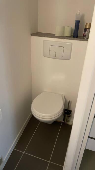 Joli Duplex En Centre Ville De 40M2 Climatise Istres Εξωτερικό φωτογραφία
